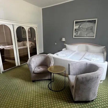 Meeressterne Weisses Schloss Hotel